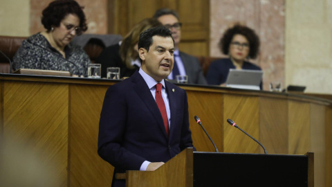 Juanma Moreno, en el Parlamento de Andalucía