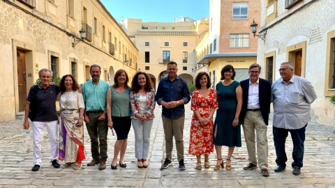 Inma Nieto, con los líderes de Por Andalucía y los catedráticos Javier Pérez Royo y Juan Torres López.