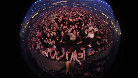 Un concierto de la banda Fito & Fitipaldis durante un concierto en el Navarra Arena, a 23 de abril de 2022, en Pamplona, Navarra.