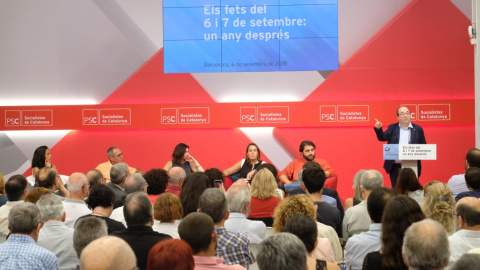 El primer secretari del PSC en el col·loqui d'aquest dijous, 6 de setembre, a la Fundació Rafael Campalans, en què també han participat els diputats socialistes Eva Granados i Ferran Pedret; l'exportaveu de CSQP, Joan Coscubiela, i les acadèmiques As