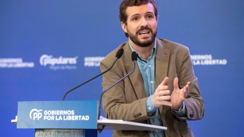 19/01/2020.- El presidente del PP Pablo Casado, durante su intervención en el acto de partido, "Los Gobiernos por la Libertad", hoy en el Auditorio Regional de Murcia. EFE/Marcial Guillén