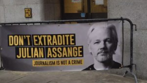 La Justicia británica rechaza la extradición de Assange a Estados Unidos