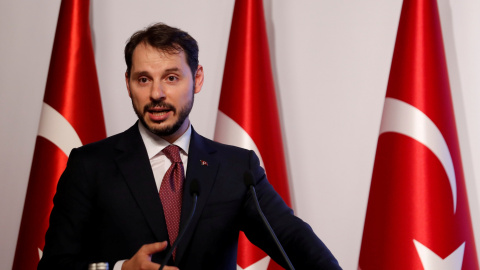 El ministro del Tesoro y Finanzas Berat Albayrak, en una imagen de archivo. / REUTERS -  MURAD SEZER