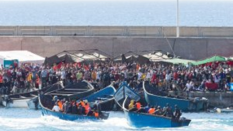 Las llegadas de migrantes aumentan un 30% por el repunte de la ruta canaria