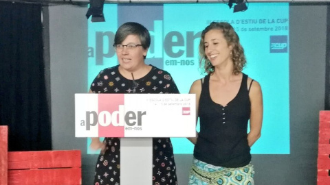 L'exdiputada de la CUP, Mireia Boya, intervenint en l'acte de cloenda de l'Escola d'Estiu dels anticapitalistes. @cupnacional