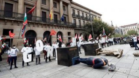 Los activistas imputados por el 'ahorcamiento' de Felipe VI denuncian persecución política