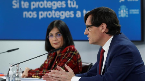 Los ministros de Sanidad y Política Territorial, Salvador Illa y Carolina Darias, respectivamente, comparecen en rueda de prensa este viernes tras la reunión del Comité de seguimiento del coronavirus.