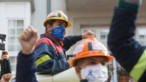 Los trabajadores de Alcoa votan en referéndum el acuerdo para suspender la huelga