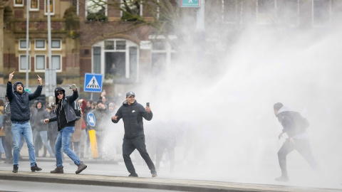 Un momento de las protestas en Ámsterdam.