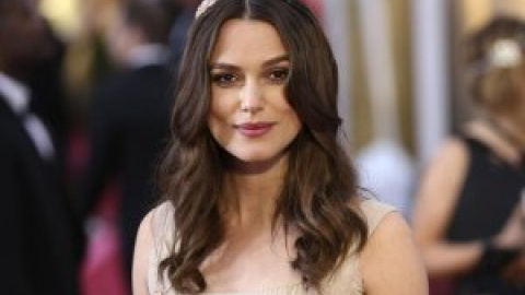 Keira Knightley critica a Kate Middleton por "esconder" lo que hay detrás de un parto