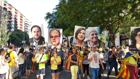 Miles de personas claman en Barcelona por la libertad de los presos del 'procés'./.EUROPA PRESS