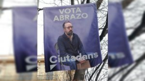 Girauta también trolea la campaña del abrazo de Ciudadanos (y se mofa de sí mismo) con una de sus fotos más míticas