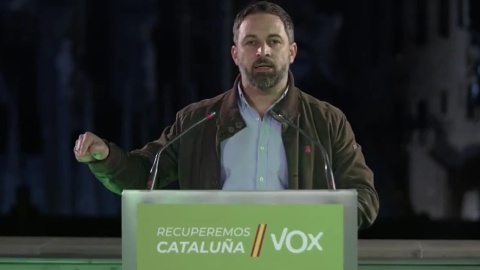 El presidente de Vox, Santiago Abascal, durante el mitin difundido ayer a través de las redes sociales