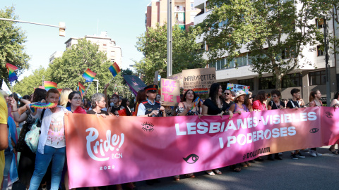 Capçalera de la Pride de Barcelona dedicada a la visibilitat lèsbica.