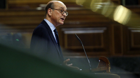 13/05/2020.- El diputado del PNV Mikel Legarda interviene en un Pleno del Congreso de los Diputados. POOL