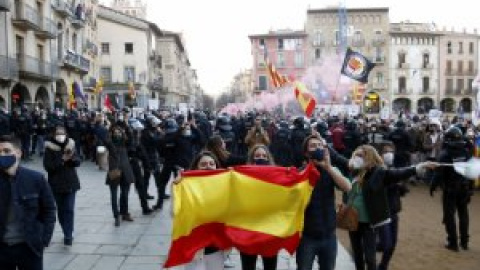 Vox, de la marginalitat al centre de l'atenció mediàtica i el debat polític en la campanya electoral