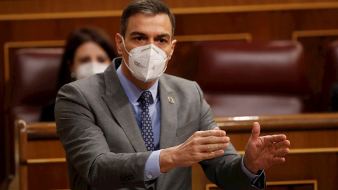 17/02/2021.- El presidente del Gobierno, Pedro Sánchez, interviene durante una nueva sesión de control celebrada este miércoles en el Congreso de los Diputados en medio de nuevas discrepancias en el seno del Ejecutivo con sus socios de Unidas Podemos. 