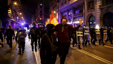 Despliegue de los Mossos d'Esquadra durante una de las últimas protestas en Barcelona contra el encarcelamiento de Pablo Hasél.