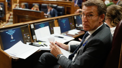 12/07/2022.- El presidente del PP, Alberto Núñez Feijóo, durante el debate sobre el estado de la nación que comienza este martes en el Congreso. EFE/ Mariscal