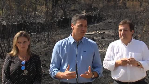 Sánchez visita las zonas afectadas por los incendios en Extremadura