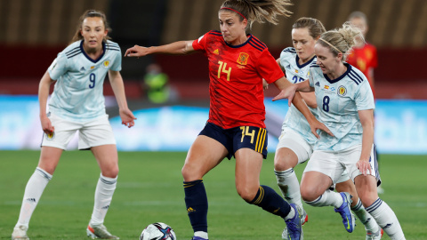 Fotografía de archivo, tomada el 30 de noviembre de 2021, de la centrocampista de la selección española, Alexia Putellas.