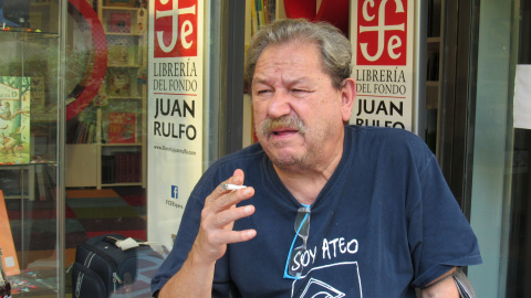 El escritor Paco Ignacio Taibo II, en la Librería Juan Rulfo de Madrid.