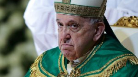 El Papa Francisco opina lo mismo que Alberto Garzón: "Es conveniente consumir menos carne"