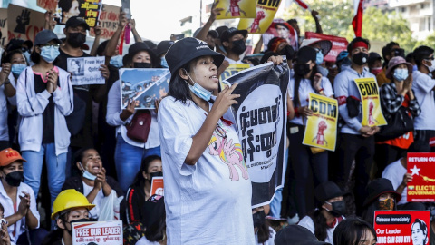 manifestantes birmania