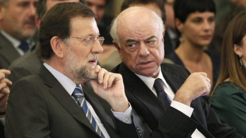 Rajoy y el presidente del BBVA, Francisco González. EFE