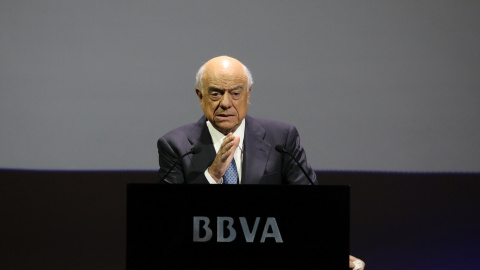 El presidente del BBVA, Francisco González, en la presentación de los resultados de la entidad en 2017. REUTERS/Sergio Perez