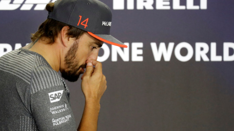 El piloto español de F´rmula no, Fernando Alonso, en la rueda de prensa previa a Gran Premio de Hungría. REUTERS/Laszlo Balogh