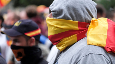 Decenas de nazis en Valencia este martes. REUTERS/Heino Kalis