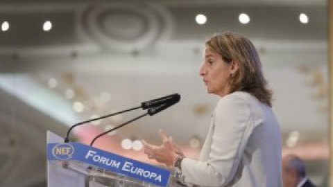 Teresa Ribera reconoce que la bajada del IVA de la luz no resolverá el problema de precios