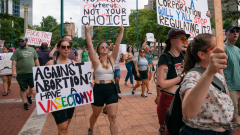 21/07/2022 - Manifestación contra el Tribunal Supremo en el caso Dobbs vs Jackson Women's Health que elimina el derecho federal al aborto en Atlanta, (Georgia), el 25 de junio de 2022.