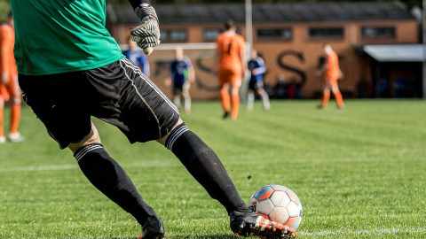 Imagen de un partido de fútbol.