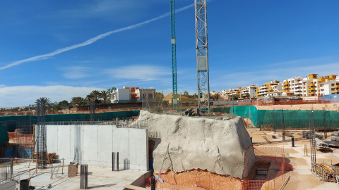 . En el centro, el refugio de la guerra civil “encapsulado” en la nueva obra