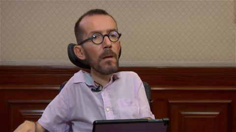 Pablo Echenique, portavoz de Unidas Podemos durante la entrevista a 'Público'.