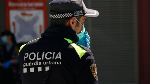 Una imatge d'arxiu d'un agent de la Guàrdia Urbana de Barcelona.