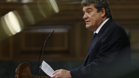 El ministro de Inclusión, Seguridad Social y Migraciones José Luis Escrivá, en el Congreso de los Diputados. EFE/ Mariscal