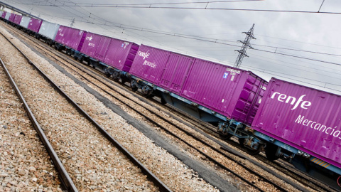 Vagones de Renfe para el transporte de mercancías.