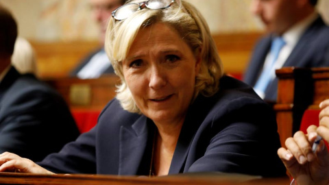 Marine Le Pen en la Asamblea Nacional francesa. (CHARLES PLATIAU)