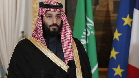 El príncipe heredero de Arabia Saudí, Mohammed bin Salman, en París en una imagen de archivo. / AFP - YOAN VALAT