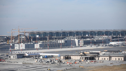 Vista del nuevo aeropuerto internacional de Estambul antes de su ceremonia de inauguración, en Estambul (Turquía). EFE/ Erdem Sahin