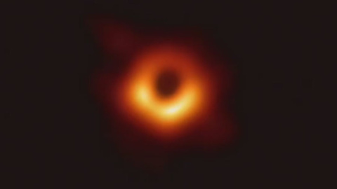 Presentación de la primera imagen real de un agujero negro por el Telescopio Horizonte de Sucesos