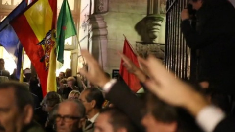 Imagen de la misa que tuvo lugar en 2015 en homenaje a Franco y Primo de Rivera en la iglesia  de San Fermín de los navarros.- JAIRO VARGAS