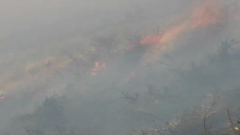 Cantabria pide ayuda a la UME para tratar de sofocar una treintena de incendios