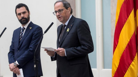 El president de la Generalitat, Quim Torra, i el del Parlament, Roger Torrent, en la compareixença conjunt per valorar les acusacions de la Fiscalia i l'Advocacia de l'Estat. EFE / Quique García.