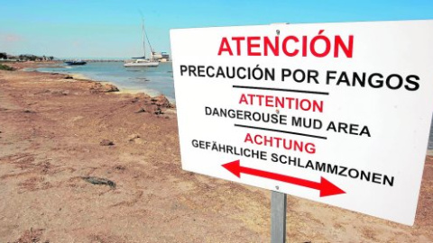 CARTAGENA 06-04-2017. PLAYA EN MAL ESTADO EN EL MAR MENOR. ZONA ENTRE LOS NIETOS Y LOS URRUTIAS.