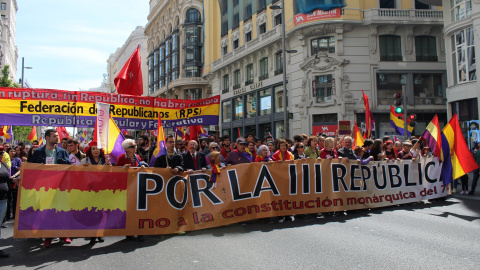 Imagen de la manifestación conmemorativa de la II República. 14/04/2019. PAOLA ARAGÓN