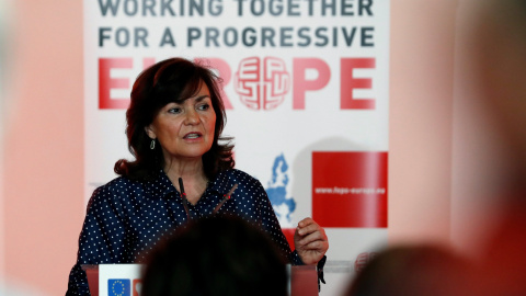 La secretaria de Igualdad del PSOE y vicepresidenta del Gobierno, Carmen Calvo, durante su intervención en la convención del Partido Socialista Europeo (PES) que tiene lugar en el Museo Reina Sofía de Madrid. EFE/J.J. Guillén